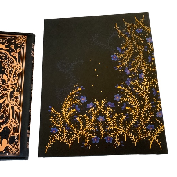 The Invisible Life of Addie Larue Lot Tin Notebook Album Fabric Bin - Picture 12 of 15